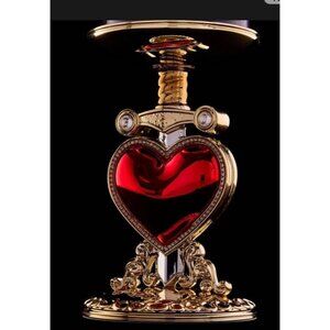 Bath & Body Works Evil Queen Disney Villains Pierced Heart 3 Wick Candle Holder